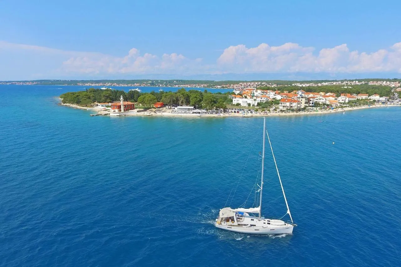 Apartment Ferienwohnung Puntamika Laterna Zadar Kroatien